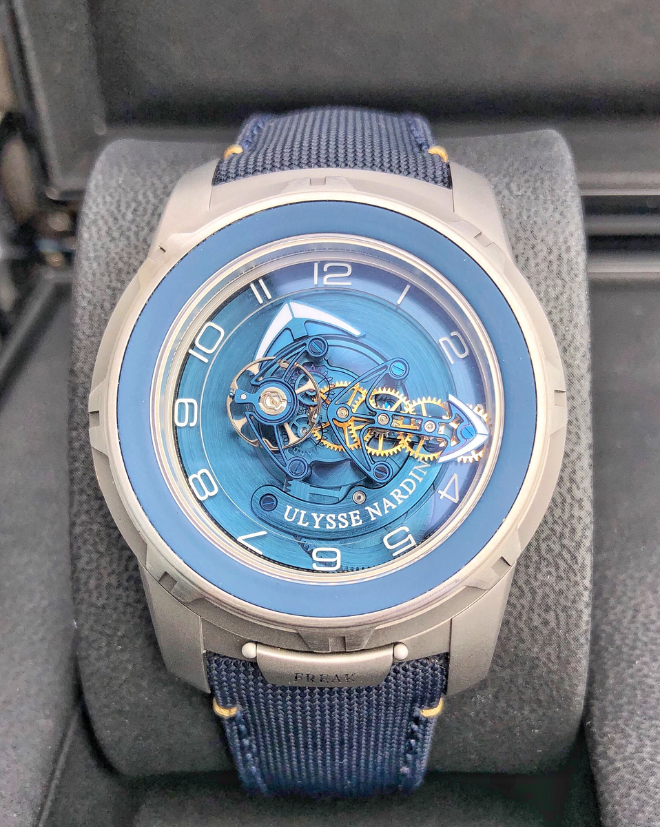 Deep Blue's New Hues – International Wristwatch