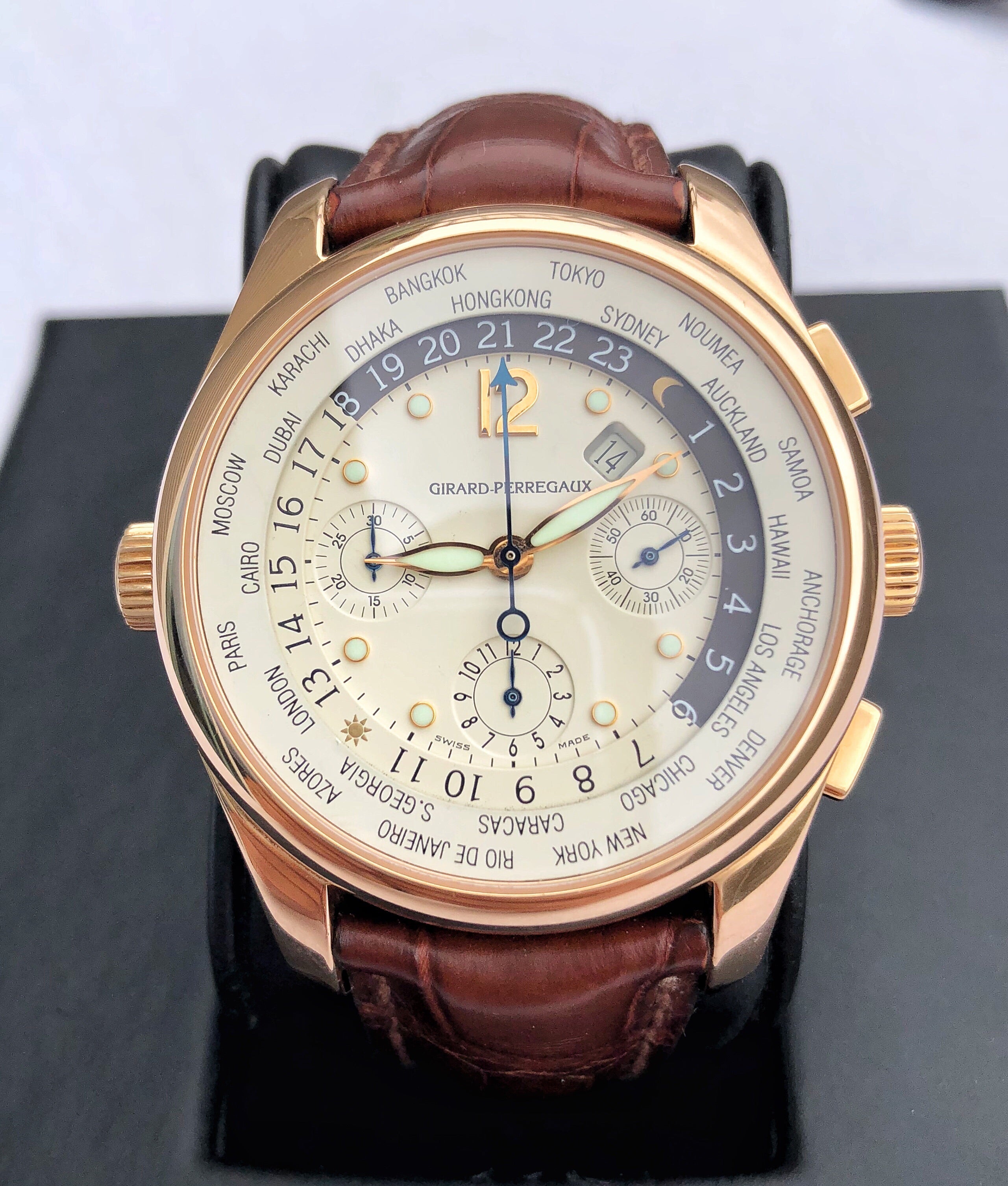 Girard Perregaux World Time Chronograph WW.TC 18K Rose Gold